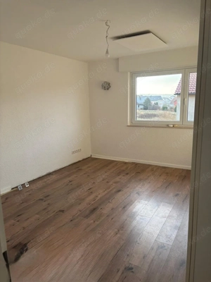 Schöne 3 Zimmer Wohnung mit offenem Essbereich und Balkon in Waiblingen Bittenfeld Bild 8