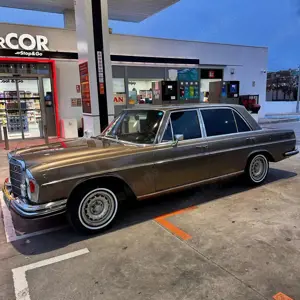 Mercedes-Benz 300