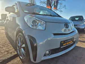 Toyota iQ IQ 1.0 Navigation, Leder R. Camara Standheizung