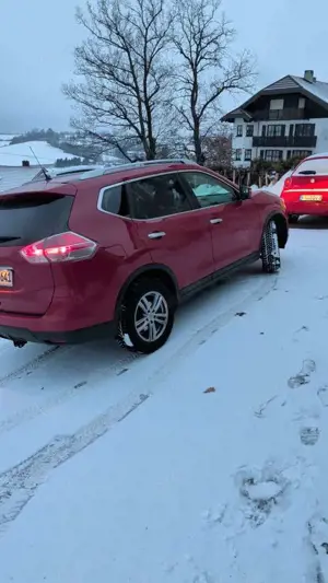 Nissan X-Trail 2.0 dCi ALL-MODE 4x4i Xtronic Acenta Bild 2