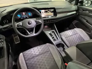 Volkswagen Golf VIII 2.0 TDI R-Line*DSG*ACC*KAMERA*IQ-MATRI Bild 4