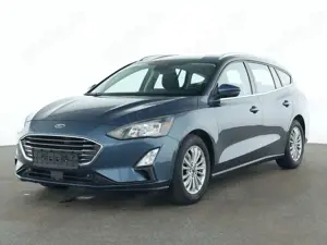 Ford Focus Titanium LED Navi AppLink PDC GRA SHZ