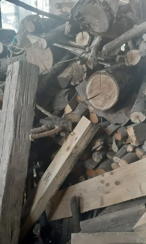 Versch. Holz, trocken und zum Heizen bestimmt - ca. 2 Ster