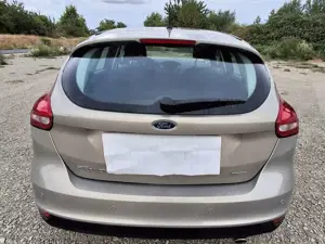 Ford Focus Focus 1.5 EcoBoost Start-Stopp-System Titanium Bild 3