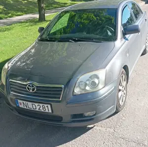 Toyota Avensis 2.0 D-4D Sol