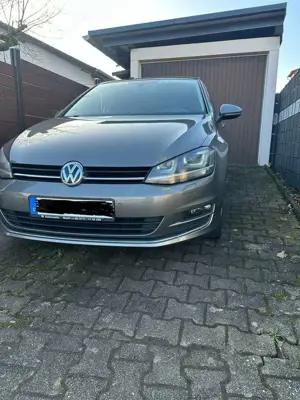Volkswagen Golf VII 1.4 TSI BlueMotion Technology Highline Bild 1