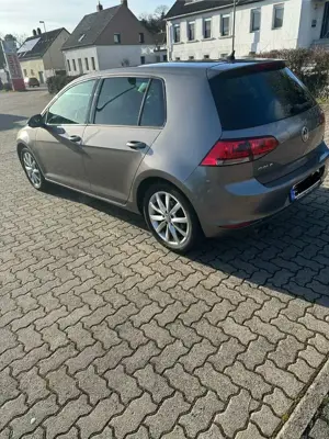 Volkswagen Golf VII 1.4 TSI BlueMotion Technology Highline Bild 3
