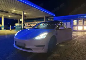 Tesla Model 3 Langstreckenbatt. Allradantrieb Dual Motor 580 KM Bild 5