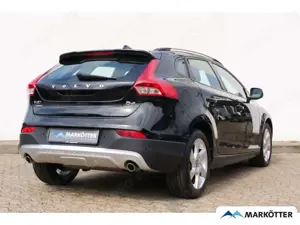 Volvo V40 Cross Country D4 Linje You! /AHK/Scheckheftgepflegt/ Bild 2
