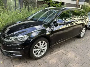 Volkswagen Golf Variant 1,5 TSI Highline, 72000 km, EZ: 10/2019