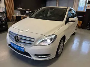 Mercedes-Benz B 180 MERCEDES BENZ BI-XENON 2 HAND