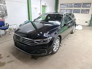 Volkswagen Passat GTE Pano SHZ Led-Matrix ACC Ambiente