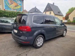 Volkswagen Sharan Comfortline BMT Bild 3