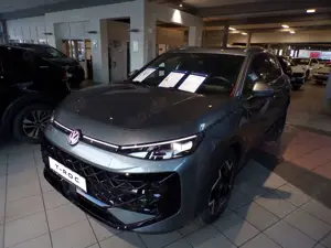 Volkswagen T-Roc T-ROC 1.5 TSI DSG R-LINE / PANO+MATRIX+HEAD UP Bild 2