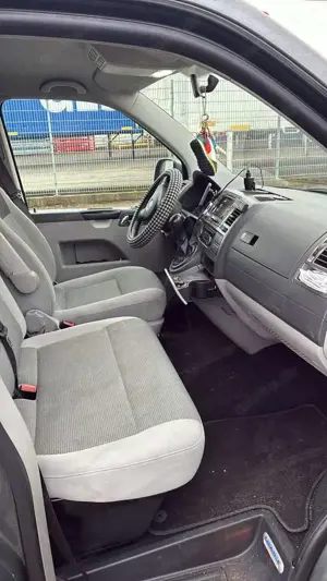 Volkswagen T5 Caravelle Transporter T5 TDI Lang DSG Comfortline Bild 4