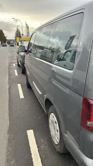 Volkswagen T5 Caravelle Transporter T5 TDI Lang DSG Comfortline Bild 2