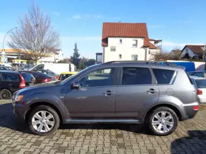 Mitsubishi Outlander Outlander Diesel 2.2 DI-D 4WD TC-SST Intense Bild 5