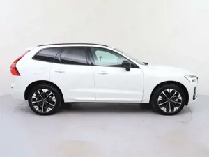 Volvo XC60 T8 Ultra Dark Recharge Plug-In Hybrid AWD Bild 4