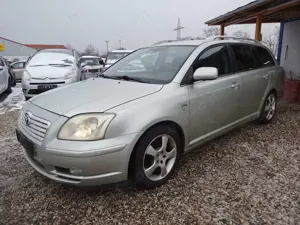 Toyota Avensis Kombi 2.0 D-4D Travel