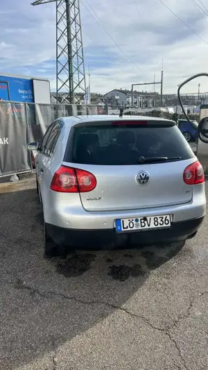 Volkswagen Golf 1.6 Trendline Bild 4
