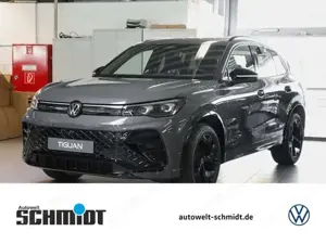 Volkswagen Tiguan "R-LINE" 2,0 l TDI 7-Gang-DSG IQ-LIGHT-BLACK ST...