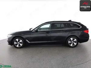BMW 520 520 d T xDrive STANDHEIZ,KAMERA,PANO,ACC,1.HAND Bild 2
