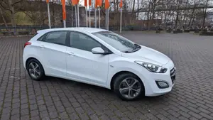 Hyundai i30 i30 blue 1.4 Trend