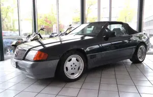 Mercedes-Benz SL 300 24V AMG Aero III* Top Zustand* Erstlack*