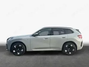 BMW X3 20 xDrive *AHK*Sportpaket* Bild 5