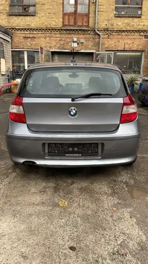 BMW 118 118i Bild 5