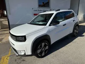 Fiat Grande Panda 1.2 Hybrid La Prima, LED, Klimaaut., Winterpaket