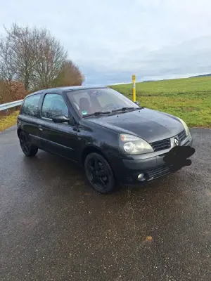 Renault Clio 1.2 16V Confort Dynamique Bild 3