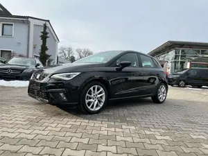 SEAT Ibiza FR 1.0 TSI *LED Navi Sitzh. Winterpaket* Bild 1