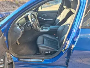BMW 330 e xDrive Lim. M Sport HUD Laser Harman DAB Bild 4