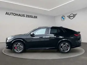 BMW iX2 xDrive30 M Sport Pro 19"LM AHK H/K RFK Prof. Bild 4