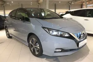 Nissan Leaf 40 kWh N-Connecta Bild 3
