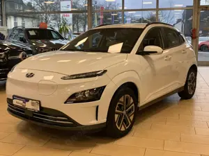 Hyundai KONA AHK*ACC*R.cam*CarPlay*ST-heiz*SHZ*1.hand