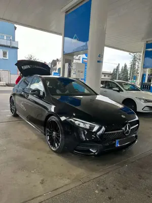 Mercedes-Benz A 250 7G-DCT AMG Line
