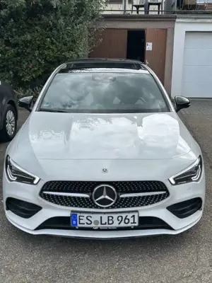 Mercedes-Benz CLA 200 7G-DCT AMG Line