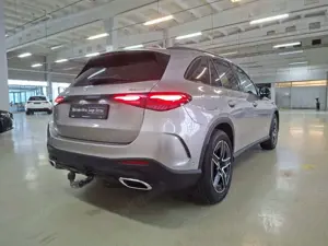 Mercedes-Benz GLC 200 GLC 200 4M AMG MBUX Prem LED RüCam Spur AHK Night Bild 4