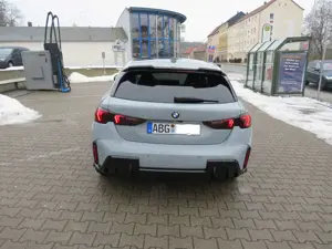 BMW 118 118d Aut. / M Performance Pro Bild 3