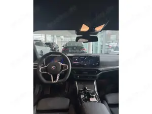 Alpina D3 S Touring Sportpaket HUD AD StandHZG AHK-klappbar Bild 2