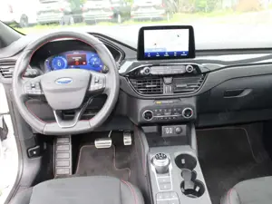 Ford Kuga Plug-In Hybrid ST-Line X 2,5 Duratec Bild 4