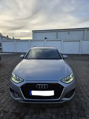 Audi A4 Avant 40 TDI S tronic advanced Bild 2