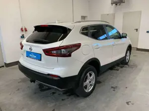 Nissan Qashqai 1.7 dCi Tekna*LED*ACC*Allrad*Bose*SpurH* ACC+LED+N Bild 4