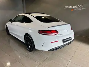Mercedes-Benz C 300 d Coupe AMG Night Pano/Sound/AHK/360/HeaUp Bild 2