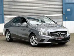 Mercedes-Benz CLA 180 Style LIMO*XENON*NAVI*LEDER*MFL*ALU*1HD*