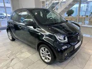 smart forFour Passion Turbo/Navi/Pano/Sitzh/LM/PDC Bild 4