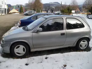 Opel Corsa Corsa 16V GSi Bild 4
