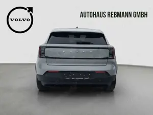 Volvo EX30 Core FWD Pure Electric Bild 5